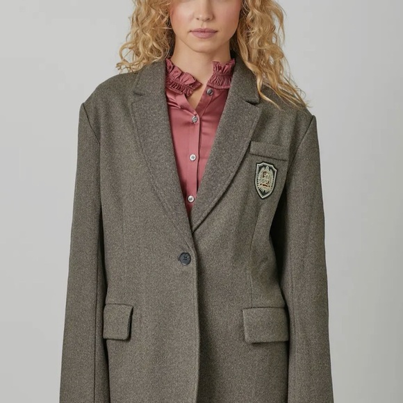 Women's Gray Blazer Coat - Picture 3 of 7